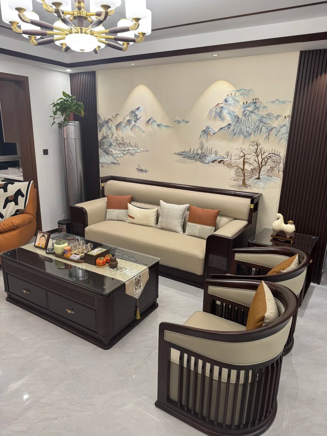 Residential living room with embroidered landscape wallcovering